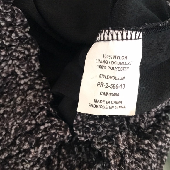 Womens Black and Gray Sheer Tank Lined, Sleeveless, Cowl Neck Blouse, Size Small - Picture 9 of 9